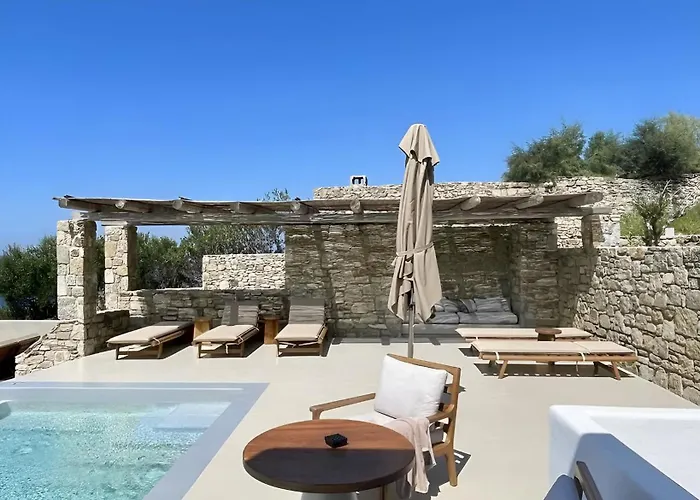 Hotiday Mykonos Ξενοδοχείο 5*